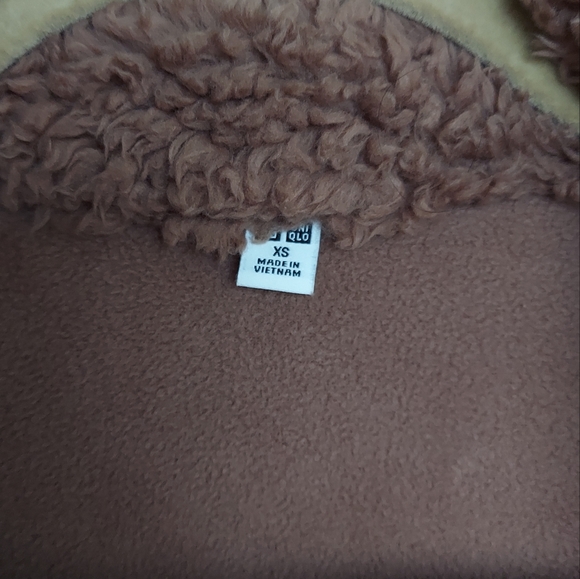 Uniqlo fleece / teddy coat - Picture 5 of 7
